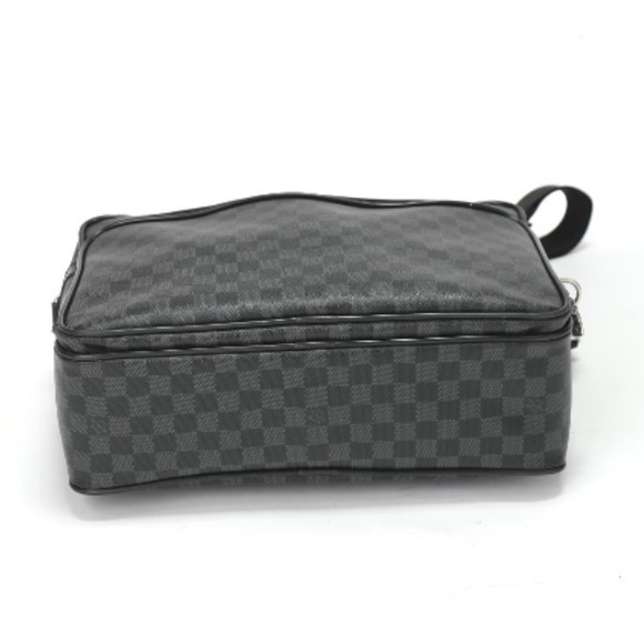 Louis Vuitton Damier Graphite Ikarl Business Bag - Picture 8 of 14